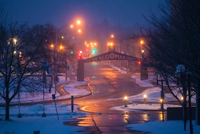 Sault Ste. Marie's welcome arch seen at night on Apr. 11, 2016. Kenneth Armstrong/SooToday