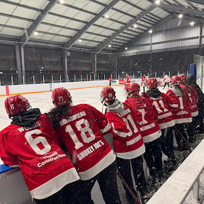 (Photo and story summary from The U18 AA Soo Jr. Greyhounds Girls' social media)