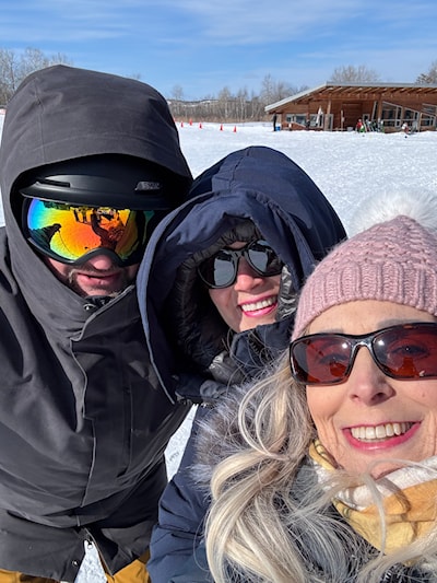 Family Day fun at Adanac Ski Hill! ❄️🎿☀️ Fresh air, sunshine, and great company—nothing better! Who’s enjoying this beautiful winter day?